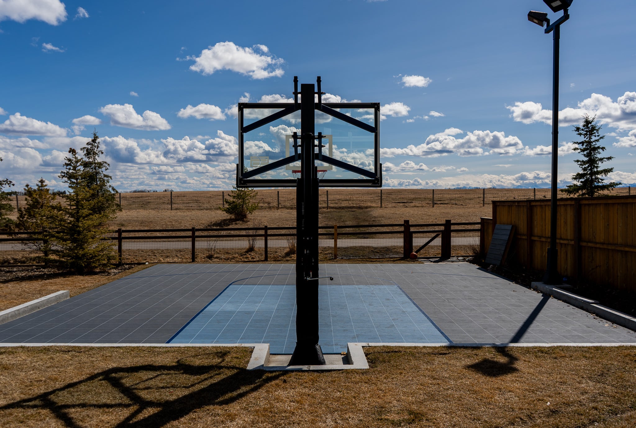 Backyard pickleball and multi-sport court in Calgary